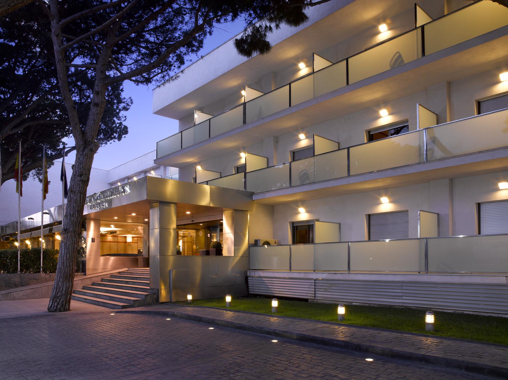 Ciudad De Castelldefels Hotel Exterior photo